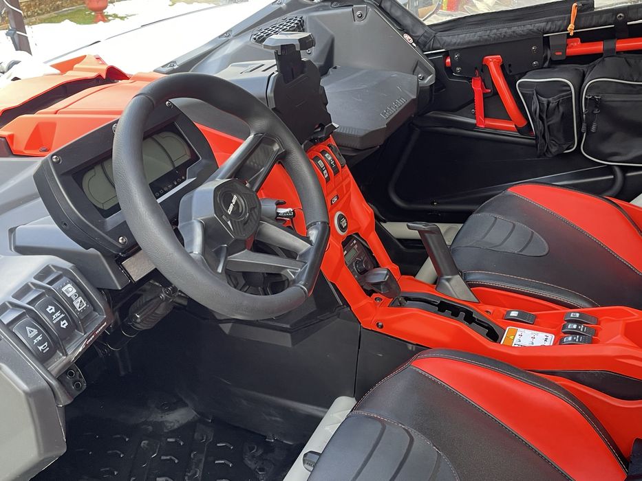 Can-am Maverick x3 XRC Fab 2021 2400 KM !! Parbriz ,Muzica Full Full !