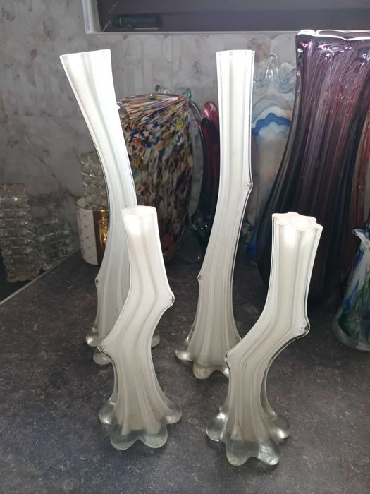 Стъклени вази тип Мурано