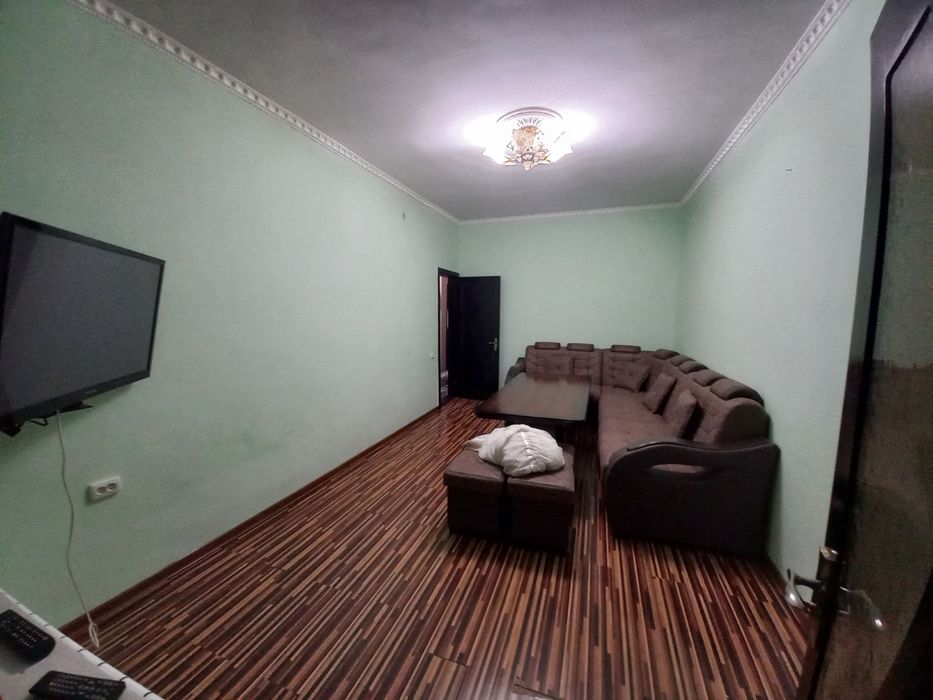 Новастройка 3 хона 3 этаж Гагарина табака олдида.Агентство