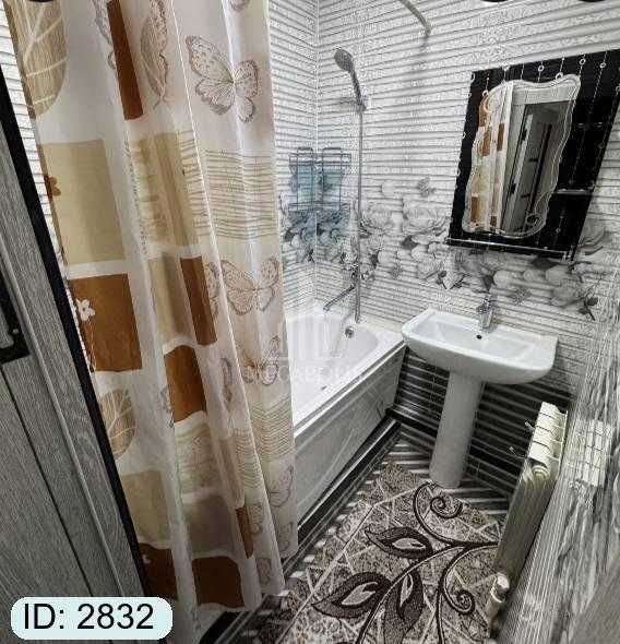 SHarq bozorcha tarafda 3 xona  tayyor kvartira sotiladi №2832