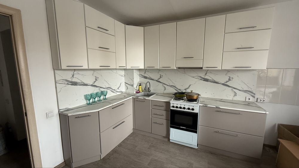 Продам кухонный гарнитур