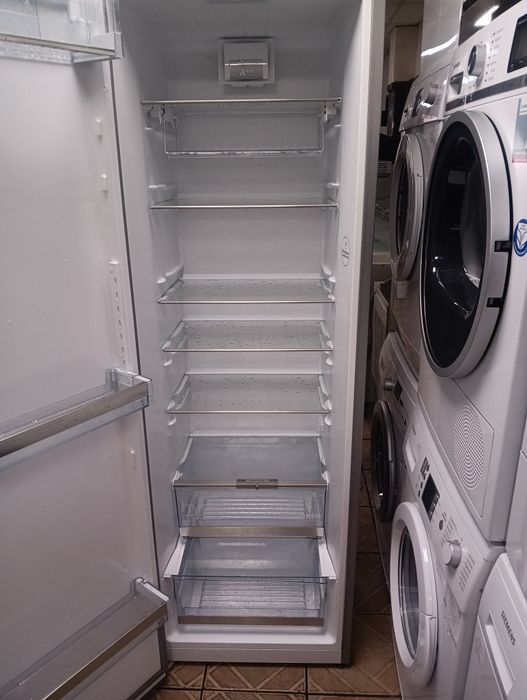 Огромен иноксов хладилник Сименс Siemens 2 години Гаранция!