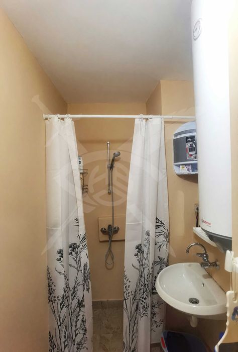 Четиристаен апартамент във с.Факия! 105463