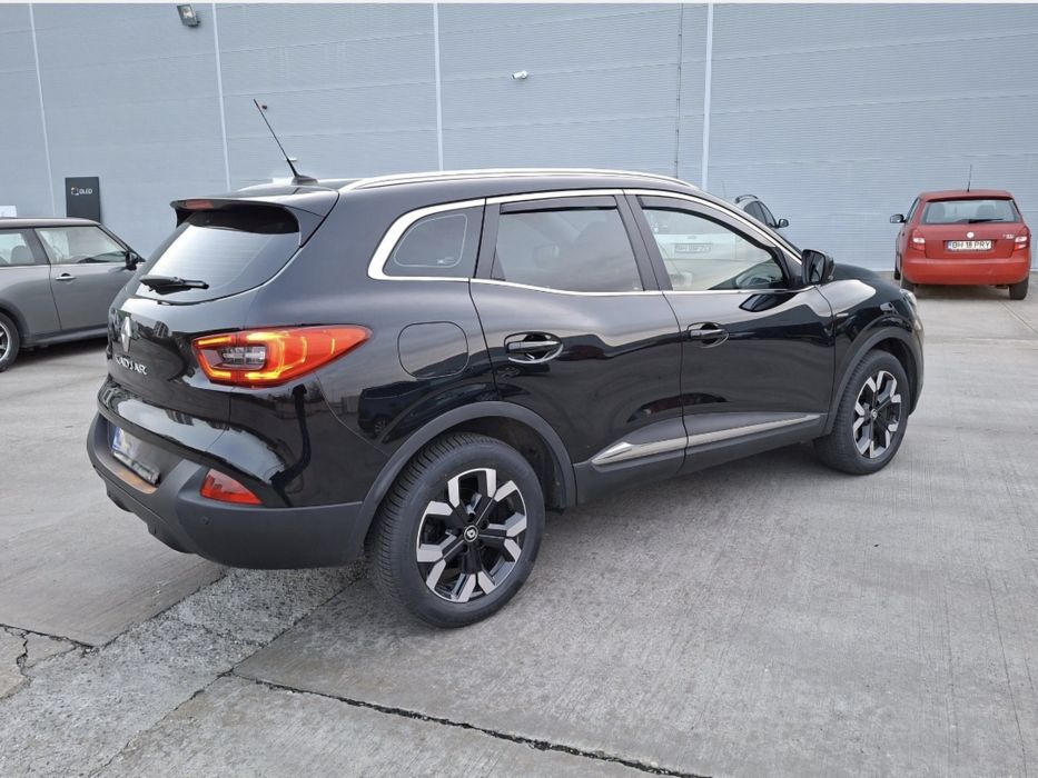 -Vând Renault Kadjar 1.33 benzină cu 52.000 km și Garanție-