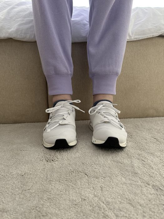 Дамски маратонки ASICS, номер 40