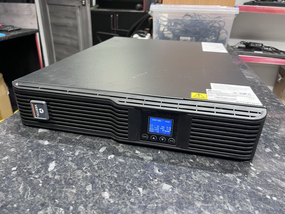 Продам ИБП 3000 ВА Vertiv для сервера