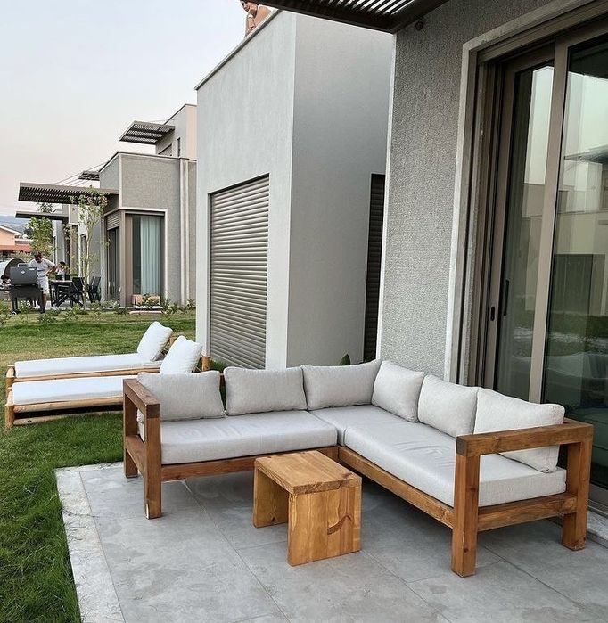 Диваны и кресла