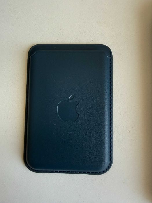 Apple Iphone Magsafe - два кейса за iPhone 16 Pro на цената на един