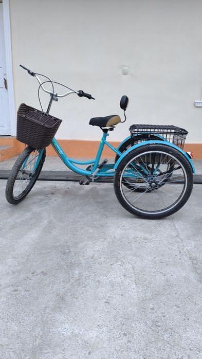 Velik sotiladi 3gʻildirakli yangi xamma joyi zoʻr.