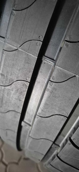 275/30/21 Bridgestone