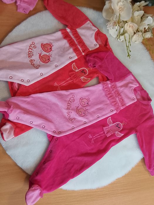 Продам детскую одежду для новорожденных