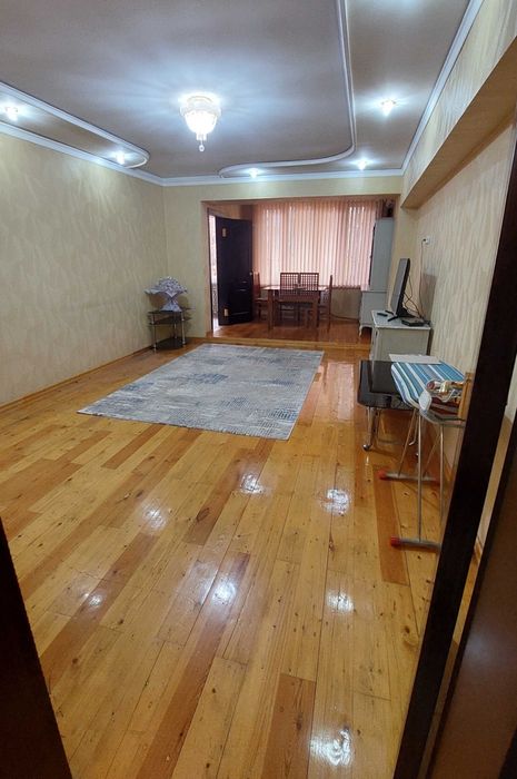 Метро Туркистон Юнусабад -12 2х комнатная квартира с обстановкой