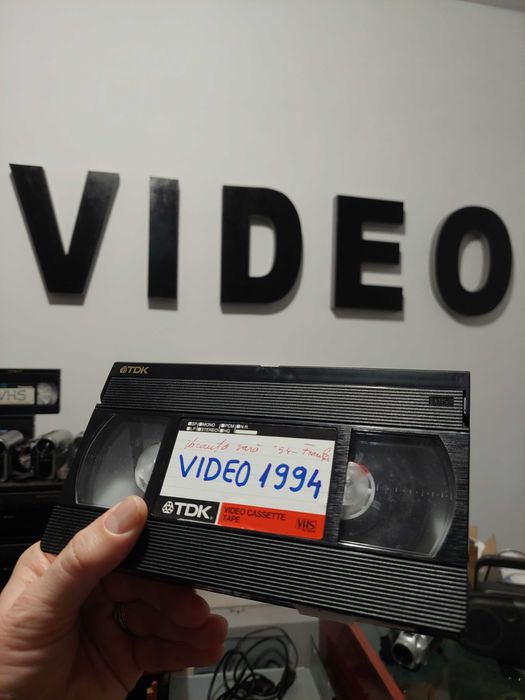 Transfer casete video pe Stick/vhs,8mm,MiniDv preț 1.05 ron/minut, USB