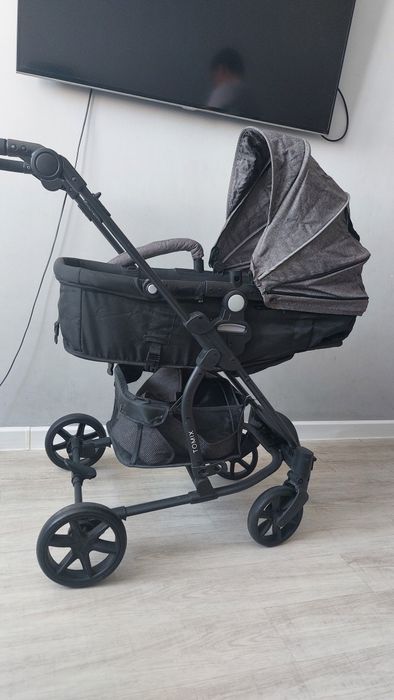 Продам коляску TOMIX