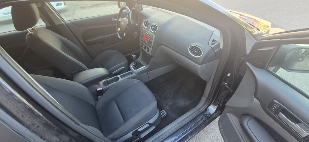 Ford Focul 1.6 benzina