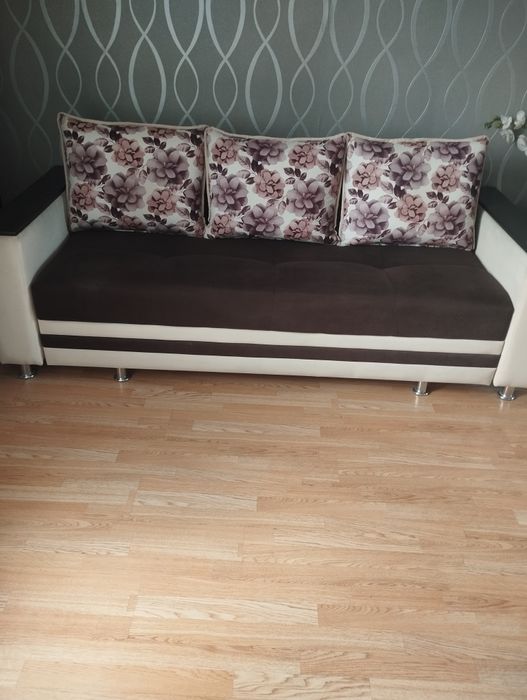 Продам диван Б/У