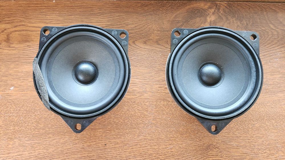 Boxa boxe difuzor difuzoare BMW E90 E91 E92 E93 E81 E82 E87 E8 X1 E84