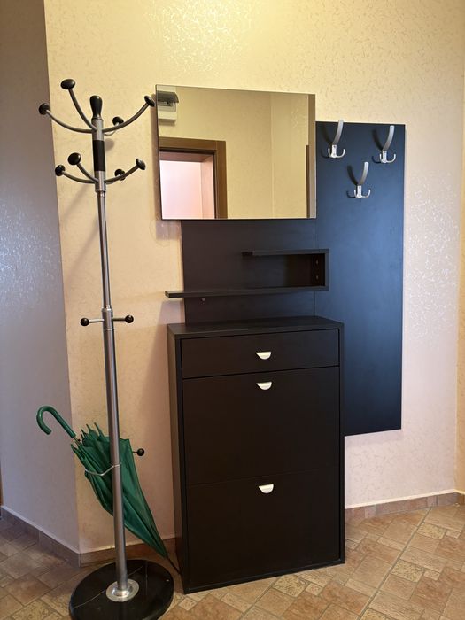 Портманто за коридор с огледало