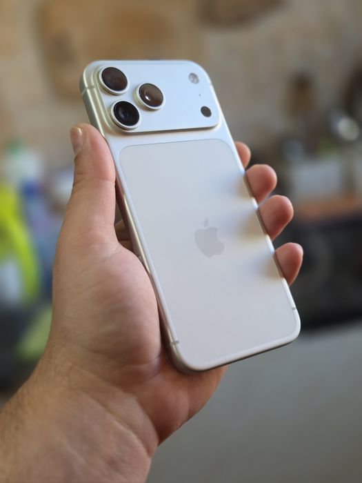 Iphone 17 Pro Max Silver 2TB Като Нов! Гаранция Технополис!