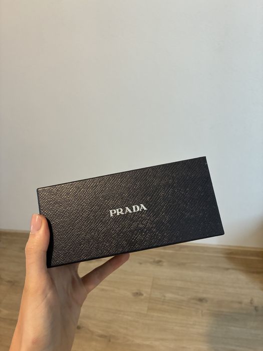 Prada очила оригинални