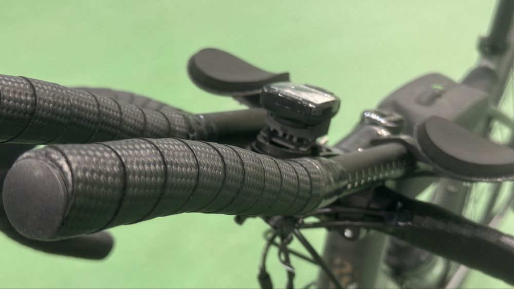 Продается Шоссейная велосипед Erec