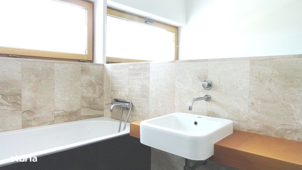 Apartament spatios, modern la etajul unei vile , Grigorescu