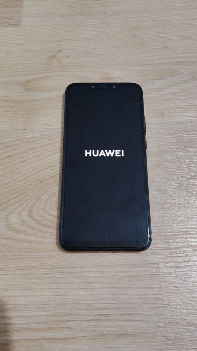 Продавам huawei mate 20 lite