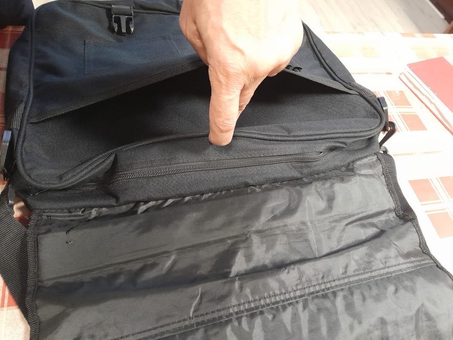 Geanta de umăr noua