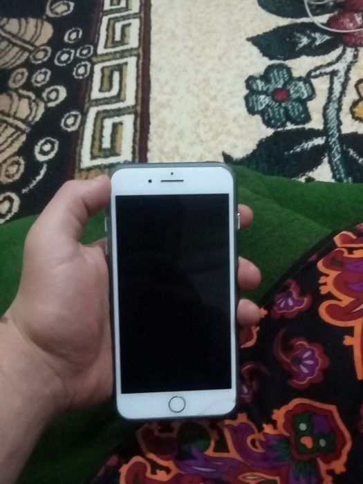 iPhone 8+ idial narxi 1.4 bolishi