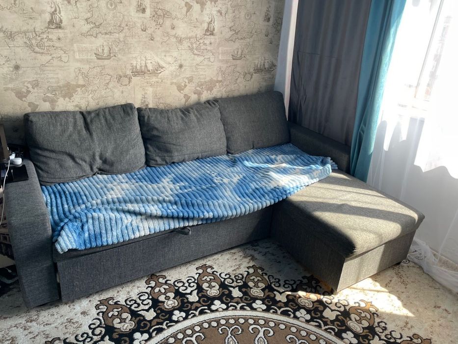 Диван Г образная,