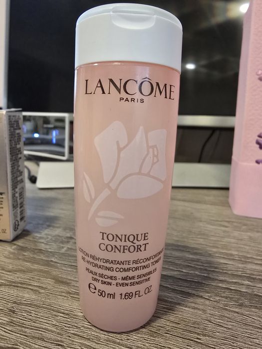 Козметика LANCOME