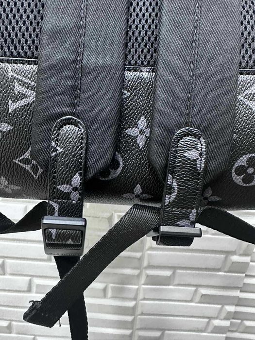 Раница Louis Vuitton - нова