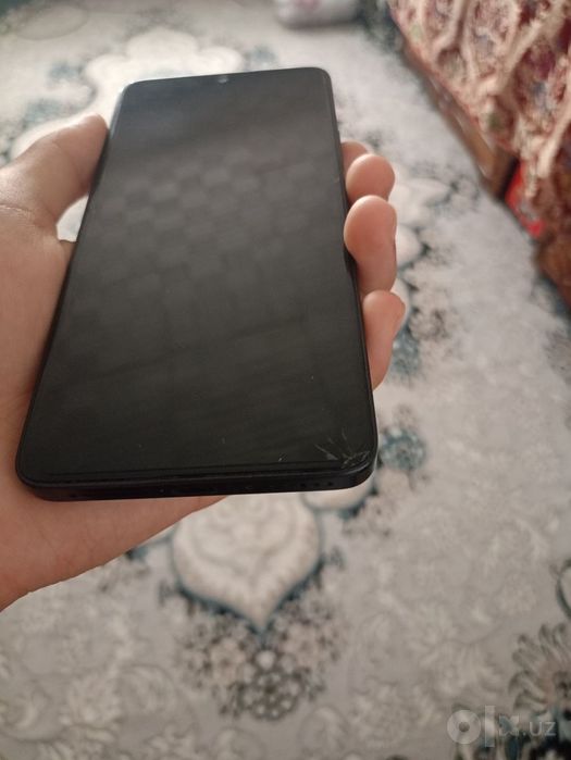 Redmi not 13 
128 gb 
Aybi steklo ozigina chatnagan 
Bilinmaydi 
Naxt