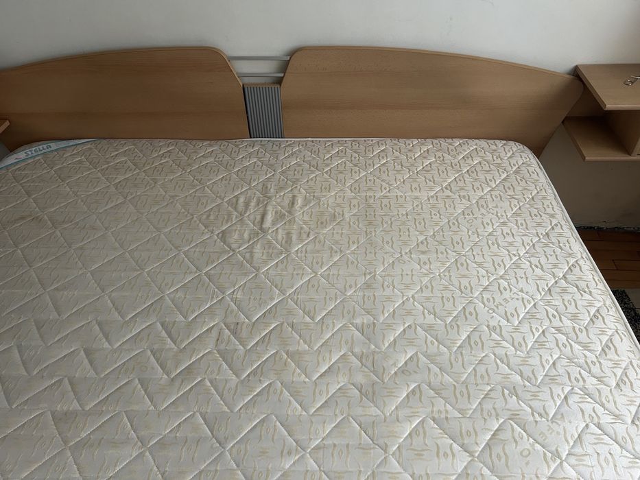 Легло с подматрачна  рамка и матрак