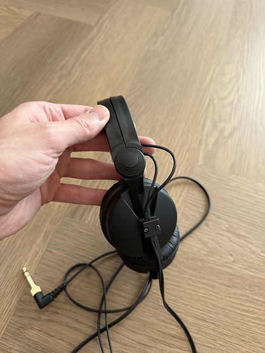 Setup consola Pioneer DDJ 400 + casti Sennheiser HD 25