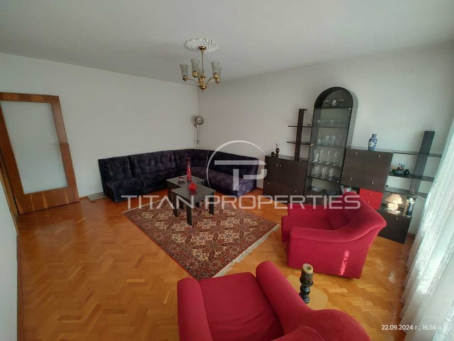 Продава се Многостаен апартамент в Пловдив, Център - 117 кв.м за 2052 €/кв.м - Снимка #3