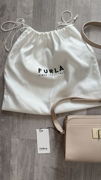 Geantă Furla piele naturala – elegantă și rafinată