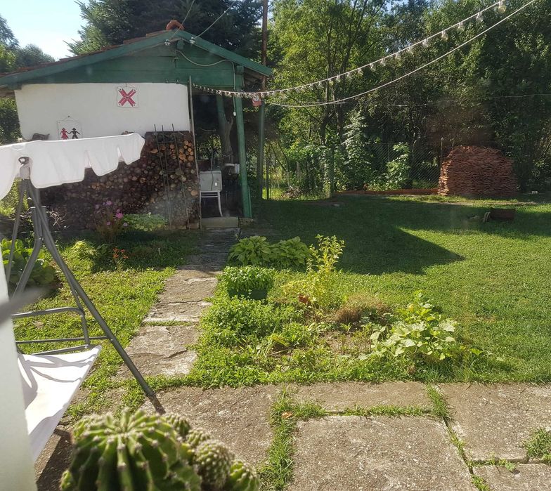 Casă in Breaza de Sus, ultracentral, 3 camere, teren 376 mp-76.000 € (negociabil)