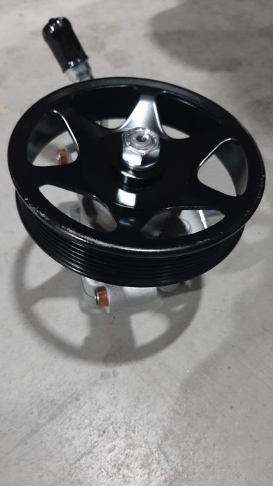 ГУР насос Mazda MPV двс AJ/GY