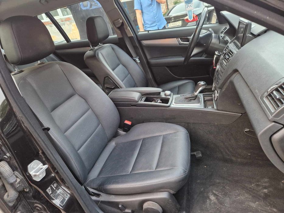 Mercedes W204 C320CDI 4Matic ксенон теглич комби автоматик НА ЧАСТИ!