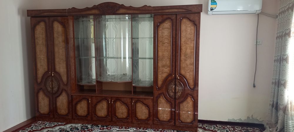 Стенка сотилади янги