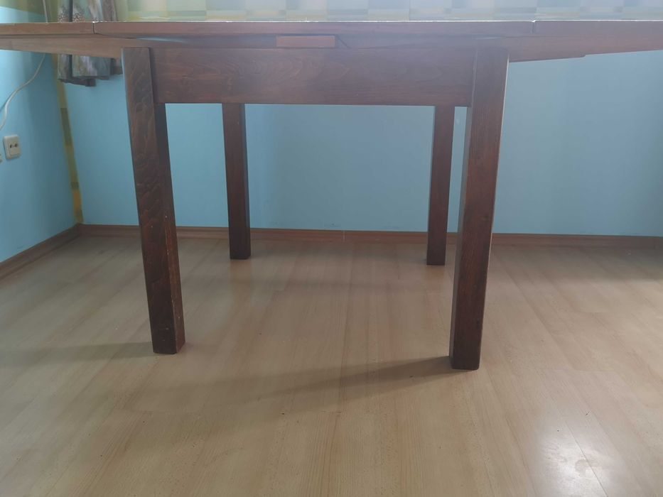 Маса Голяма Стабилна Соц Стил от едно време