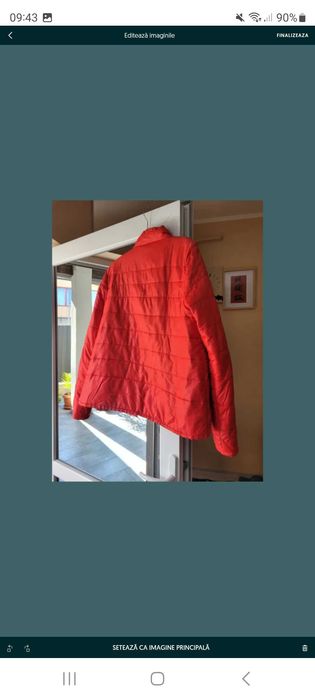 Geaca de dama Nike, marimea L (40-42), culoare rosie.