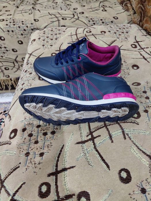 Кросовки кожаные