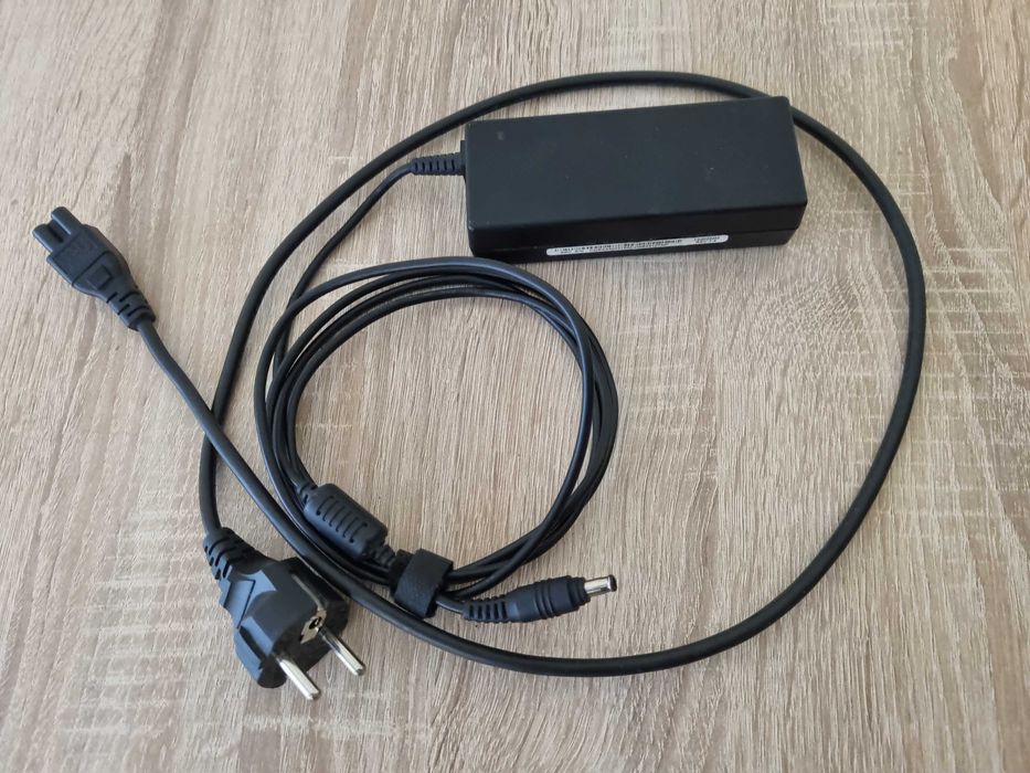 Лаптоп Samsung ATIV Book 8 NP-870Z5E-X01