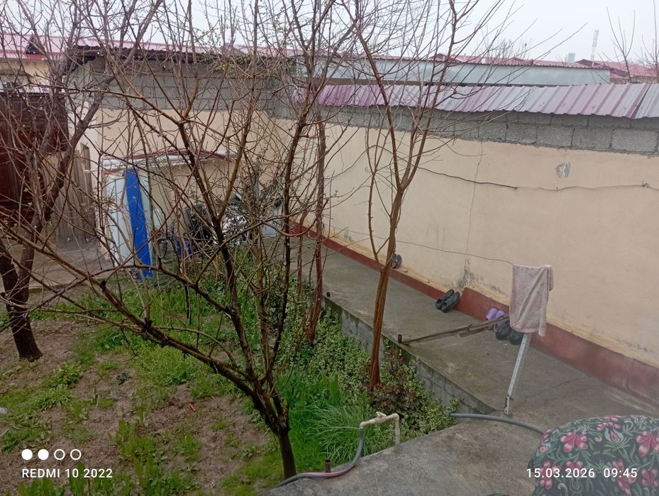 2сотихли котеж сотилади углавойда жойлашган 3хонали холати уртача