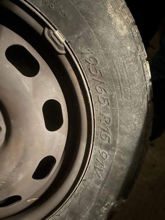 Anvelope varǎ 195/65/ R15
