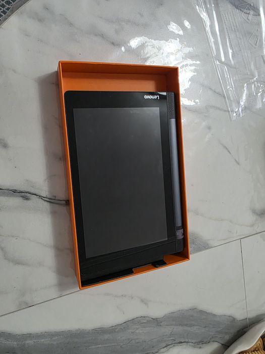 Продам планшет LENOVO