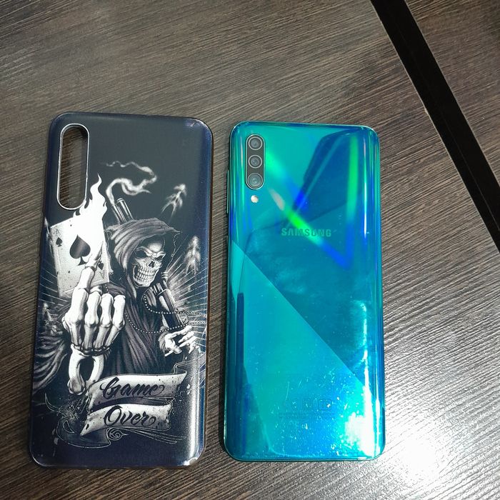 Продам Самсунг А 50