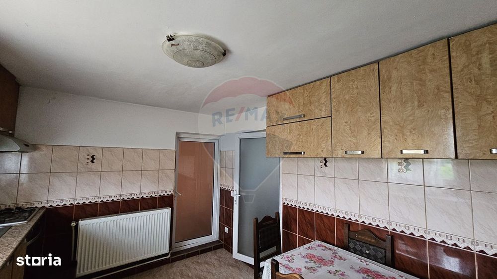 Casă / Vilă cu 5 camere de vânzare in Udești-Chilișeni, Suceava